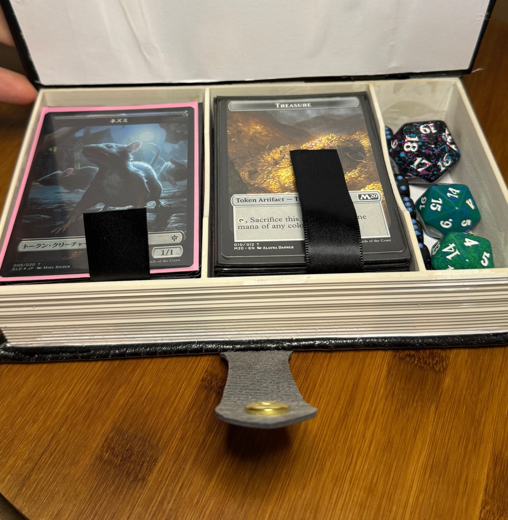 Magic the Gathering PU Synthetic Deck Box - Holds 120 Sleeved Cards plus Dice